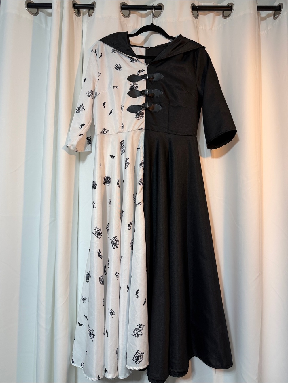 Avant Garde Black and White Hooded Whimsigoth Two-Tone Midi A Line Dress SZL B9